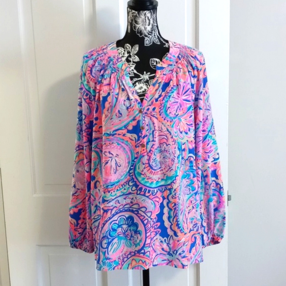 💜VERY RARE Lilly Pulitzer💜 - Elsa Silk Top